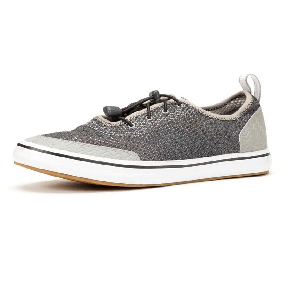 xtratuf water shoes