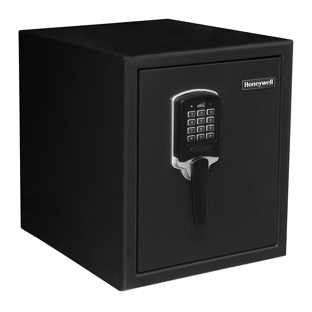 Honeywell 2605 Waterproof 2 Hour UL Fire and Security Safe (0.9 cu ft.)