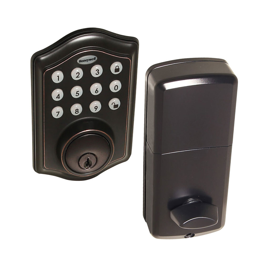 automatic locking deadbolt